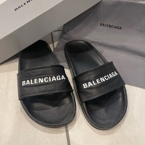 Black Balenciaga piscine flat sandals size 8